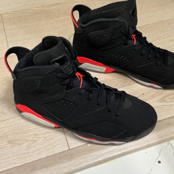 Jordan Retro 6 Infared - Picture 2 of 6